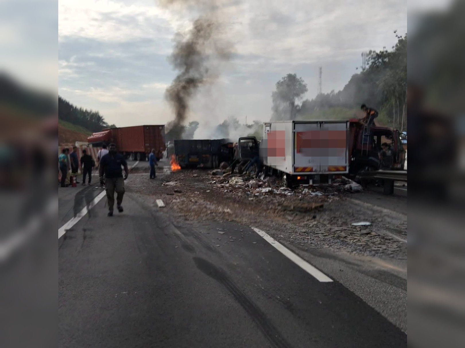 Fatal Accident Involving Six Vehicles on North-South Expressway, Kulai